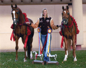 Champion Arabian Horse Trainer uses HOOF-it Products